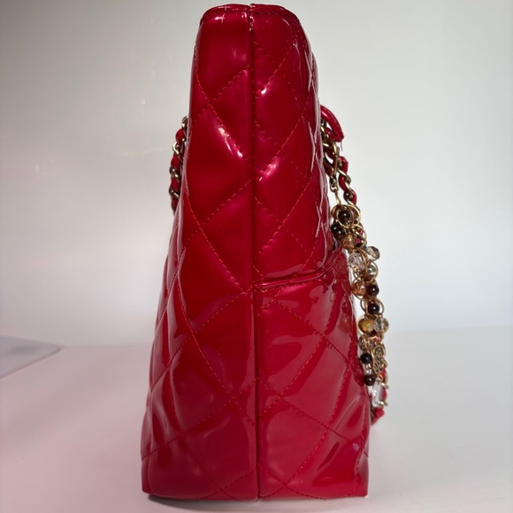 Red Quilted Vinyl Bag w/Gold Hardware and Purse Charm - Picture 6 of 10